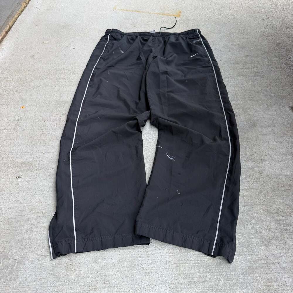 Vintage Nike Men's Baggy Black Track Pants with White Piping